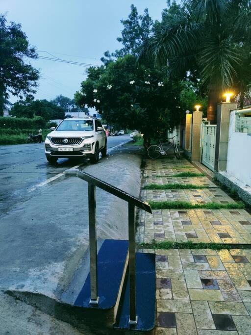 Private & Elegant 3Bhk Villa, Hillside Hideaway, 10 Mins From Mh Bus Stand ออรังกาบัด ภายนอก รูปภาพ